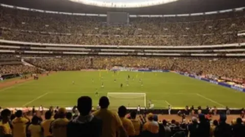 海港连胜终止领跑积分榜，浙江大胜升第二，西海岸稳守第三位